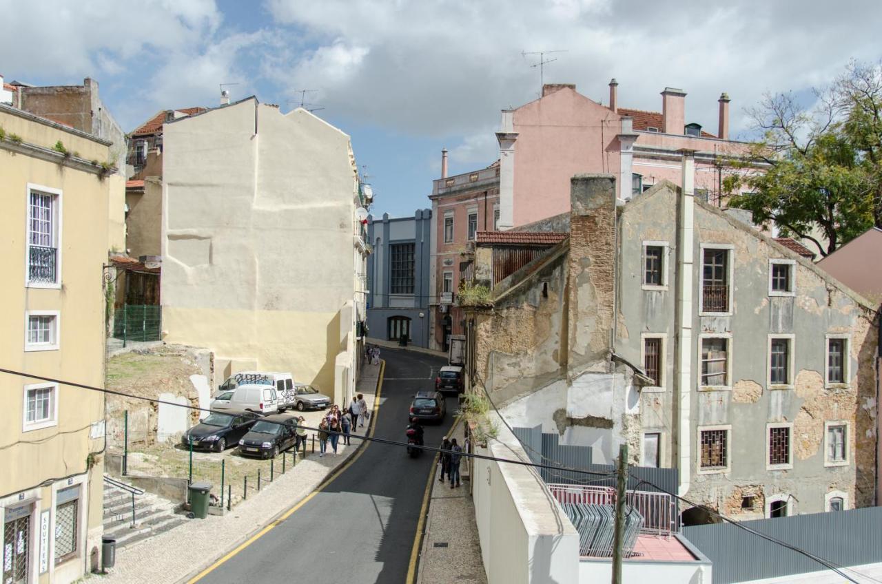 Cozy Apartment With Castel View Lisboa Eksteriør bilde