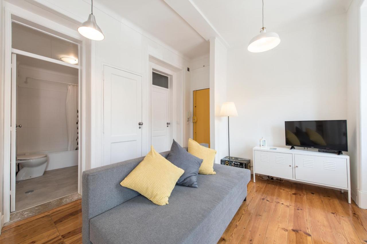 Cozy Apartment With Castel View Lisboa Eksteriør bilde